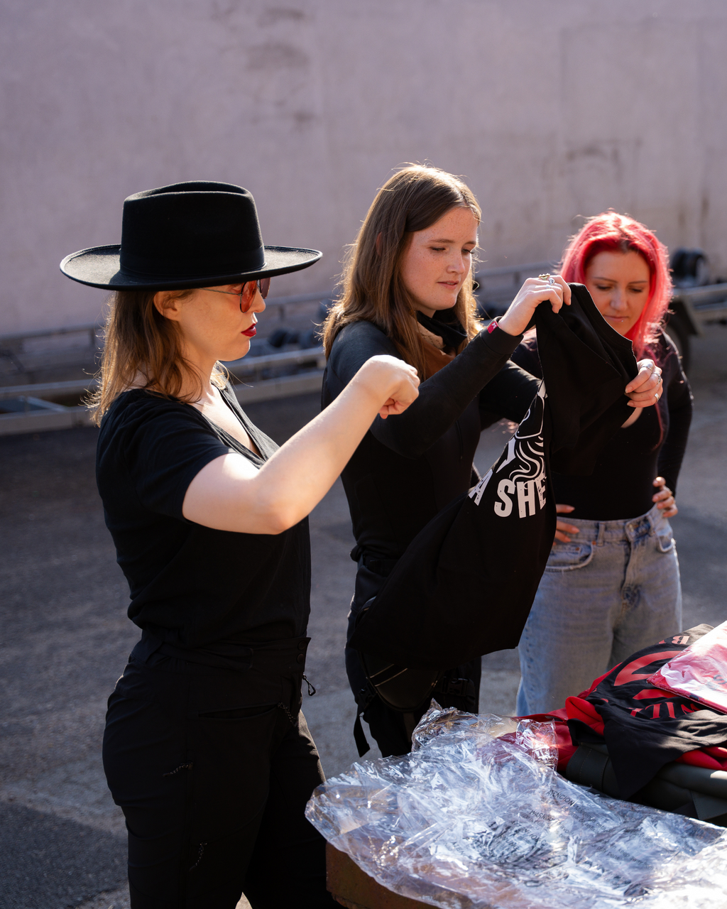 SheRidez "Ride Like a She" T-shirt – Sort